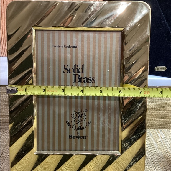 Loni Michel by Bowon Solid Brass Photo Frame Duo Holds 5”x7” - Picture 6 of 10